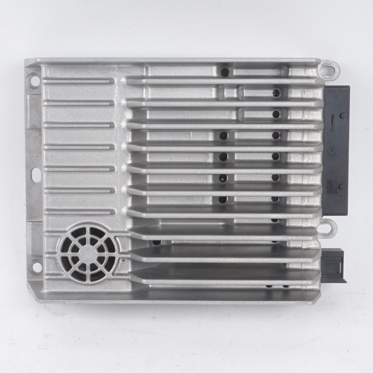 08-17 Mercedes W204 C300 E63 E550 Amplifier Amp Harman/Becker 2049007806 OEM