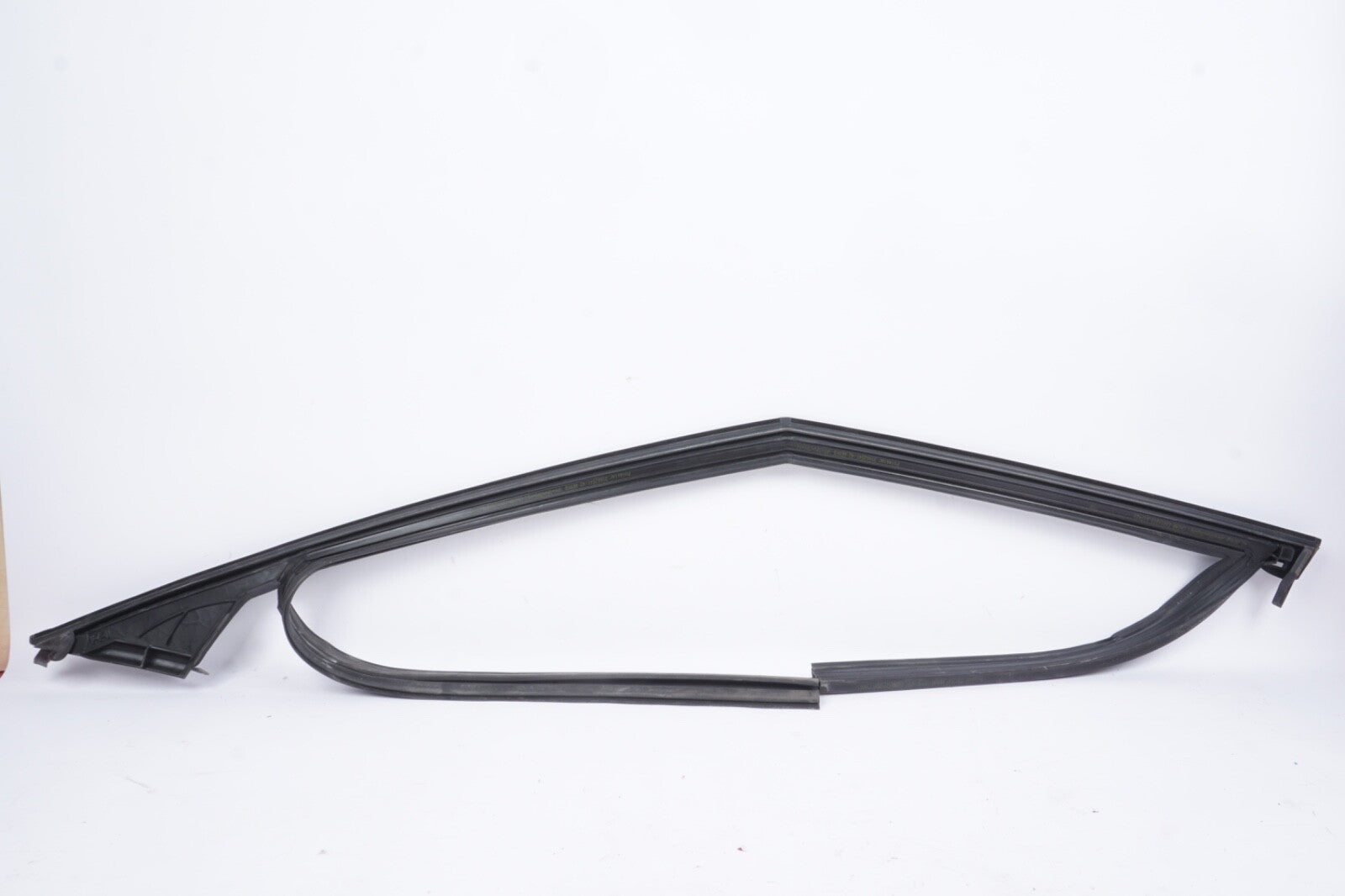 2021-2024 POLESTAR 2 FRONT RIGHT SIDE DOOR PANEL TRIM BEZEL MOLDING