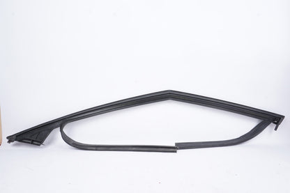 2021-2024 POLESTAR 2 FRONT RIGHT SIDE DOOR PANEL TRIM BEZEL MOLDING