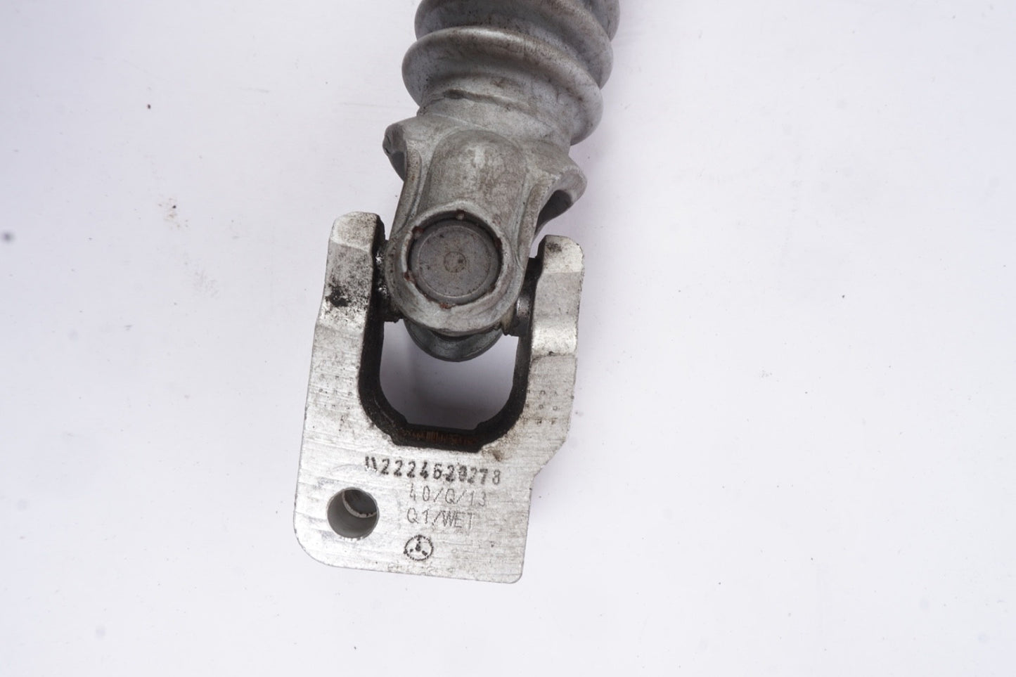 2014 - 2017 MERCEDES S550 W222 COUPLING STEERING SHAFT OEM A2224620378