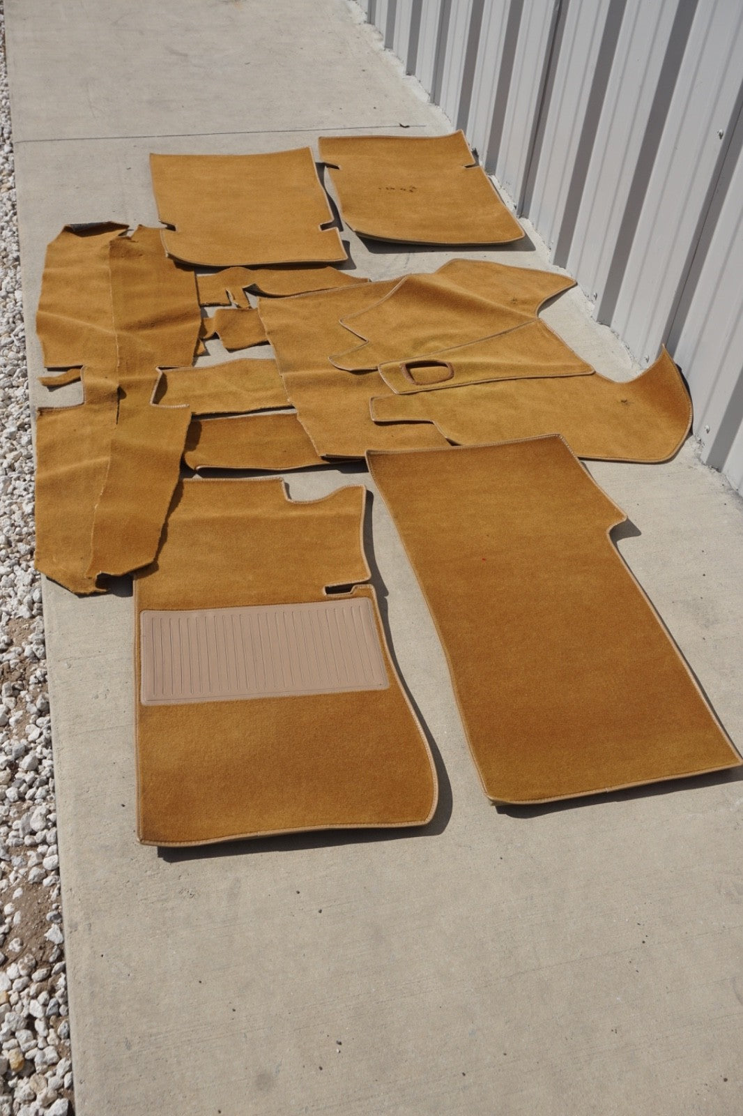 1961–1971 Mercedes Benz W111 W112 Carpet Floor Mat Velour Coupe Convertible