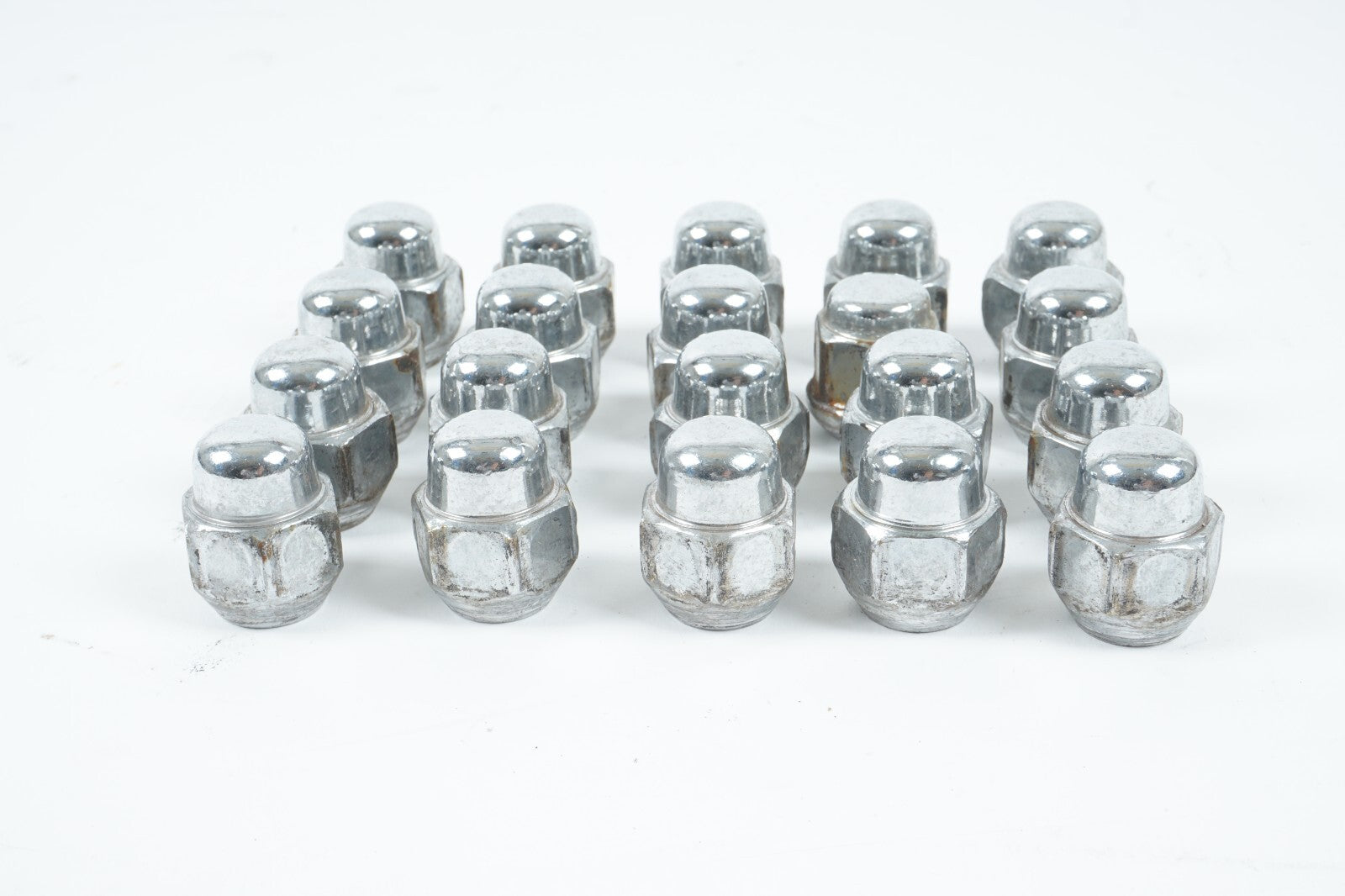 2013-2018 HYUNDAI SANTA FE WHEEL LUG NUT SET OF 20 OEM