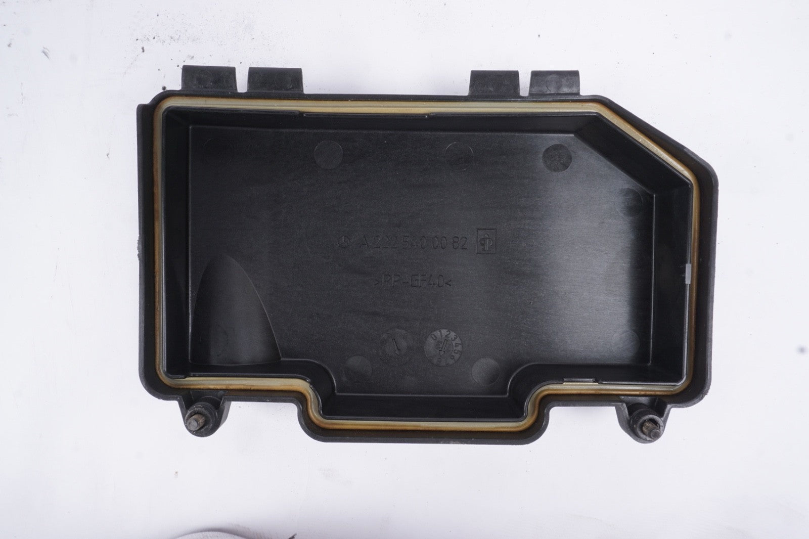 2014 - 2017 Mercedes-Benz S 550 Upper Cover Engine Fuse & Power Relay Box OEM