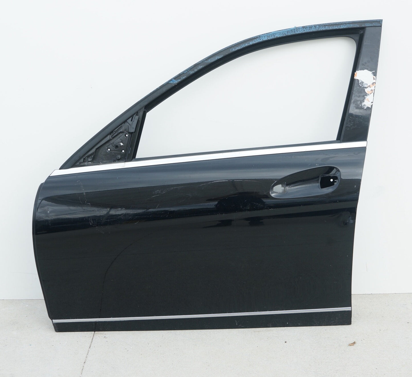 08-14 Mercedes W204 C250 Front Left Driver Side Exterior Door Shell