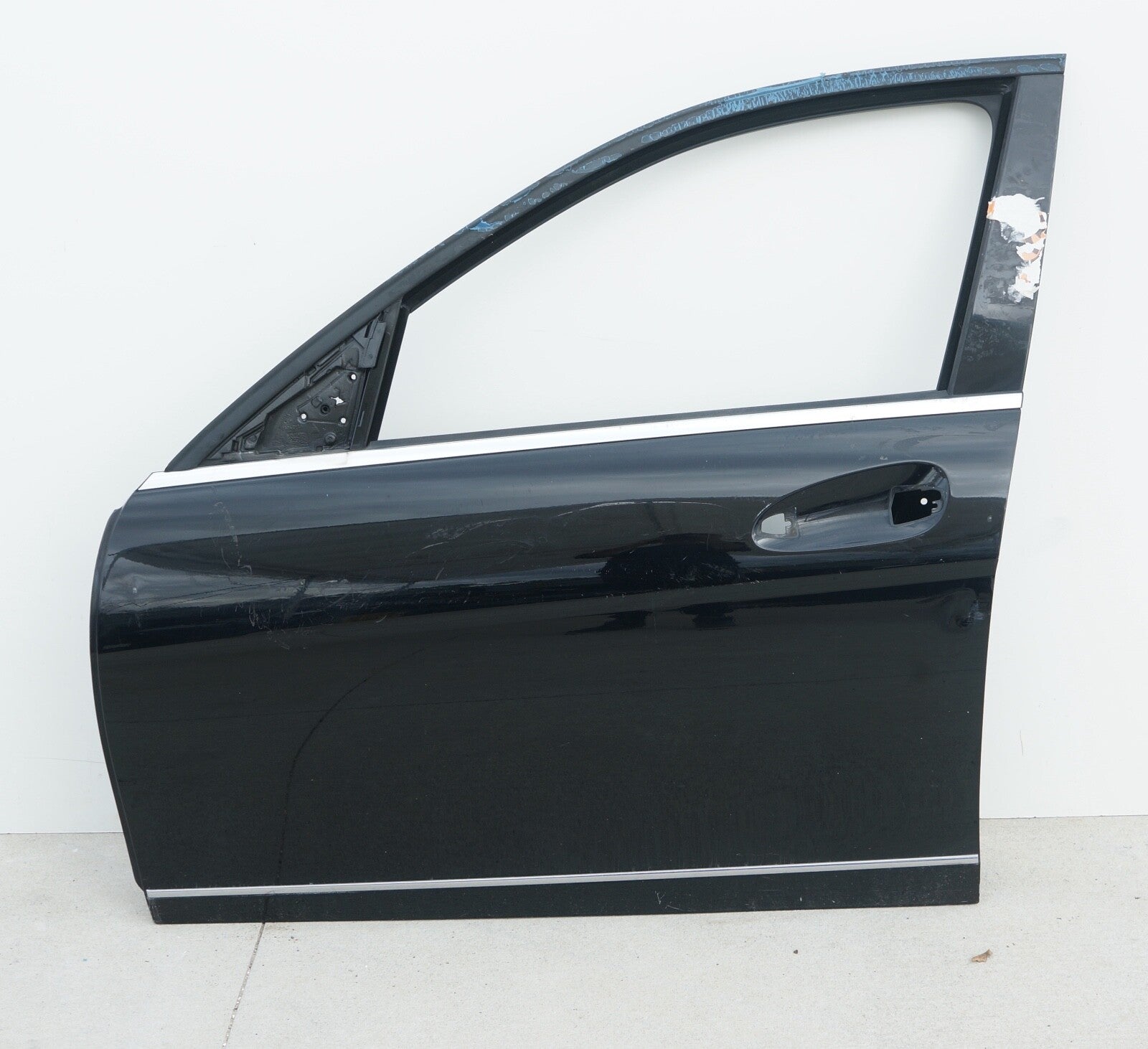 08-14 Mercedes W204 C250 Front Left Driver Side Exterior Door Shell