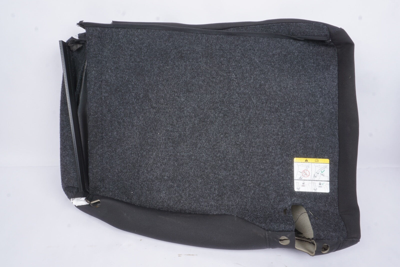 2015-2018 FORD FOCUS SEAT UPPER BACK CUSHION REAR RIGHT PASSENGER