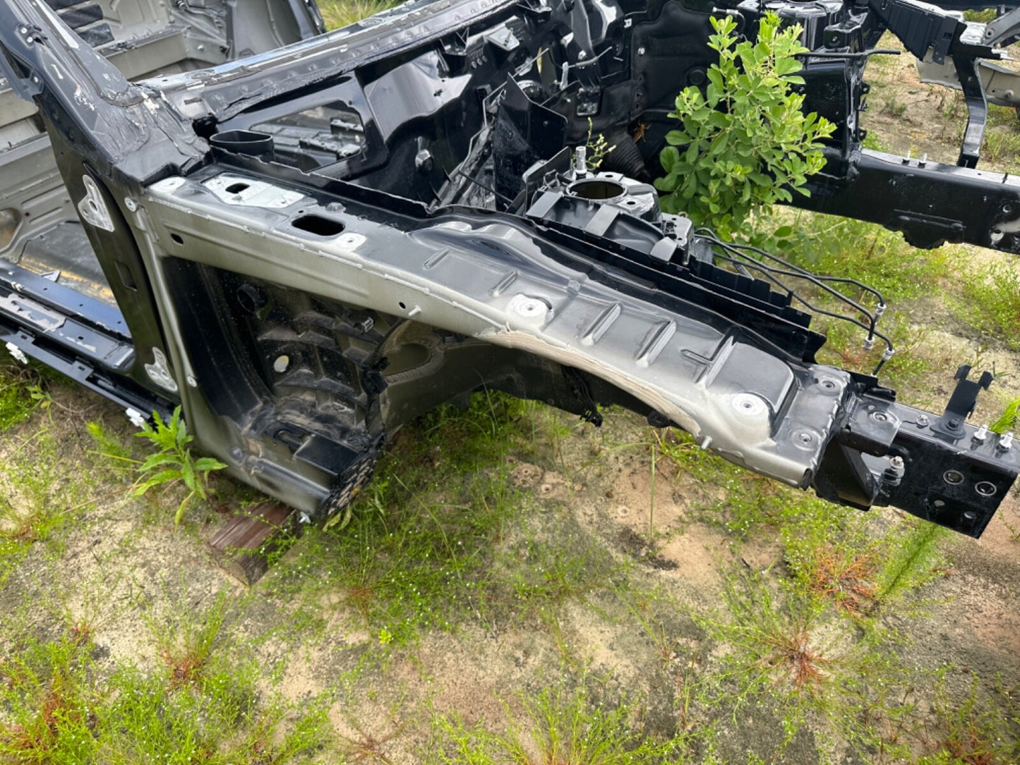 2013 - 2020 MERCEDES SL400 SL450 SL550 FRONT RIGHT MEMBER APRON RAIL FRAME