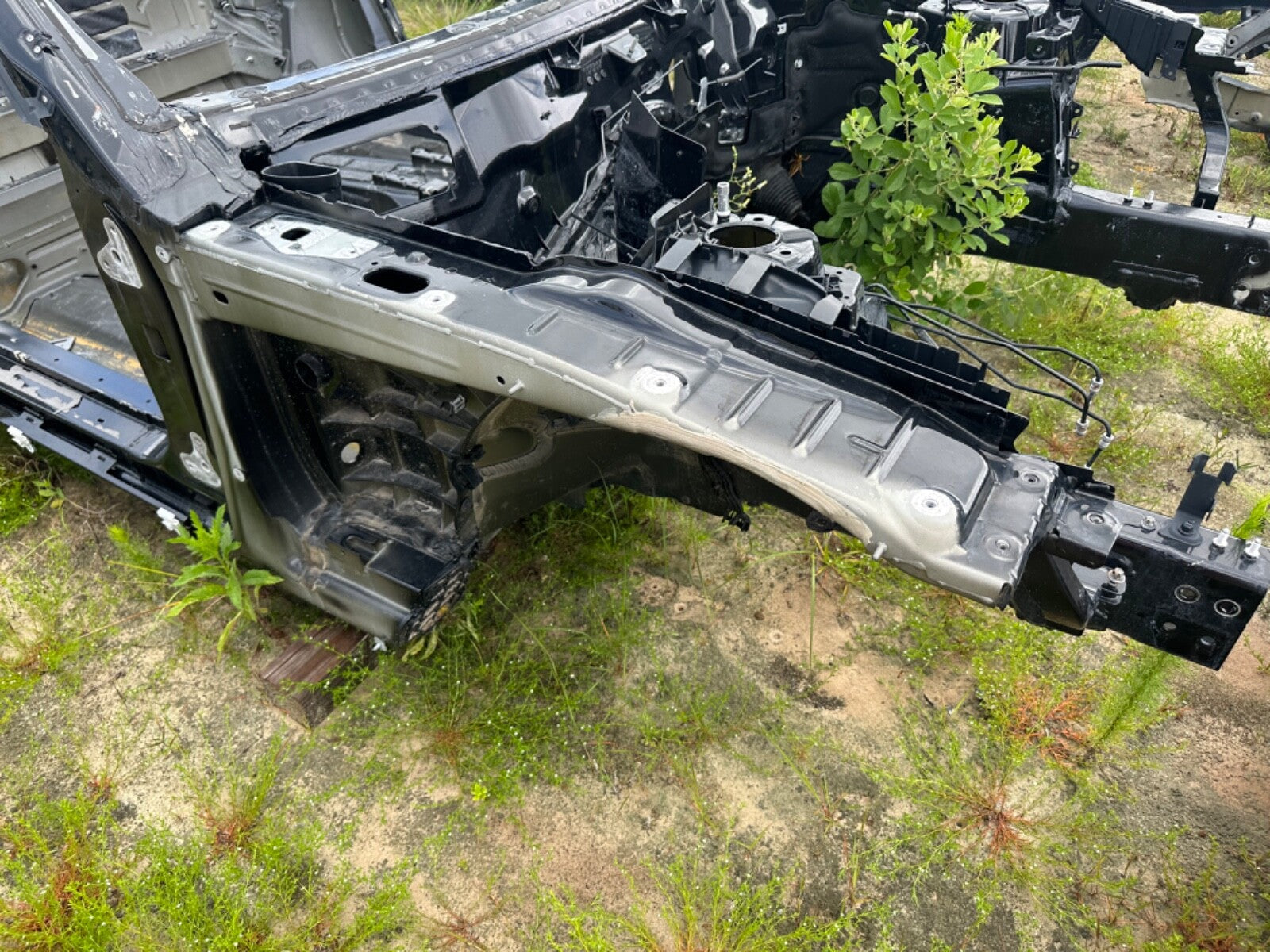 2013 - 2020 MERCEDES SL400 SL450 SL550 FRONT RIGHT MEMBER APRON RAIL FRAME
