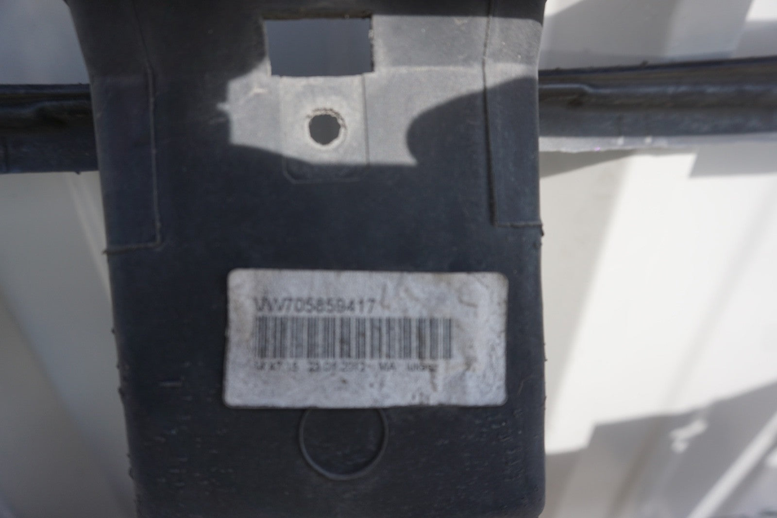2007 - 2013 BMW 328I 335I CONVERTIBLE COUPE RADIATOR SUPPORT