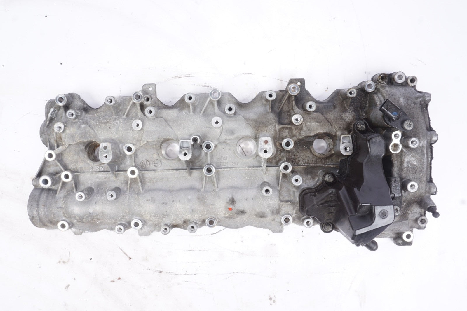 11-20 mercedes w221 s550 cls550 e550 left side engine cylinder head valve cover