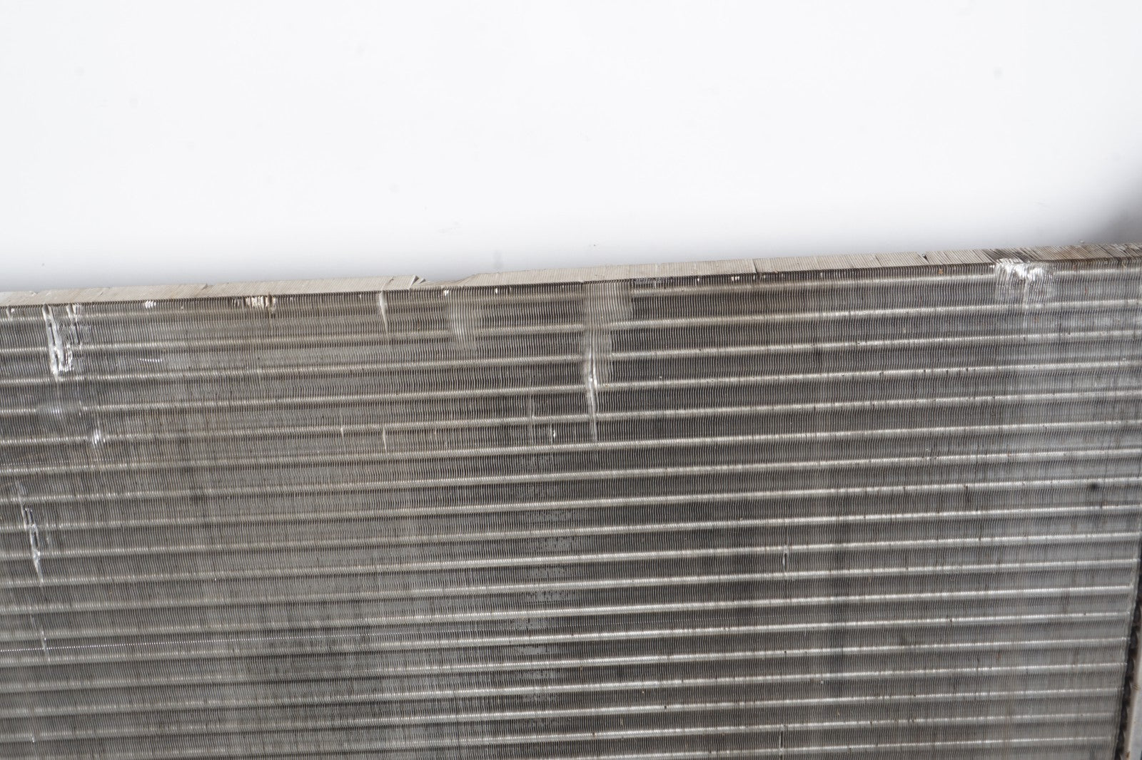 2018 - 2021 Jeep Renegade 2.4l Engine Cooling Radiator OEM