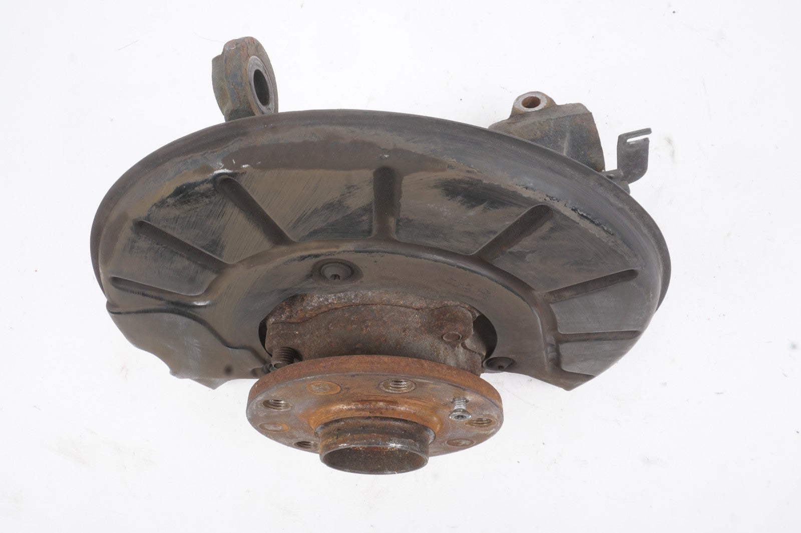 2012 - 2022 Volkswagen Passat Front Right Passenger Side Spindle Knuckle  OEM