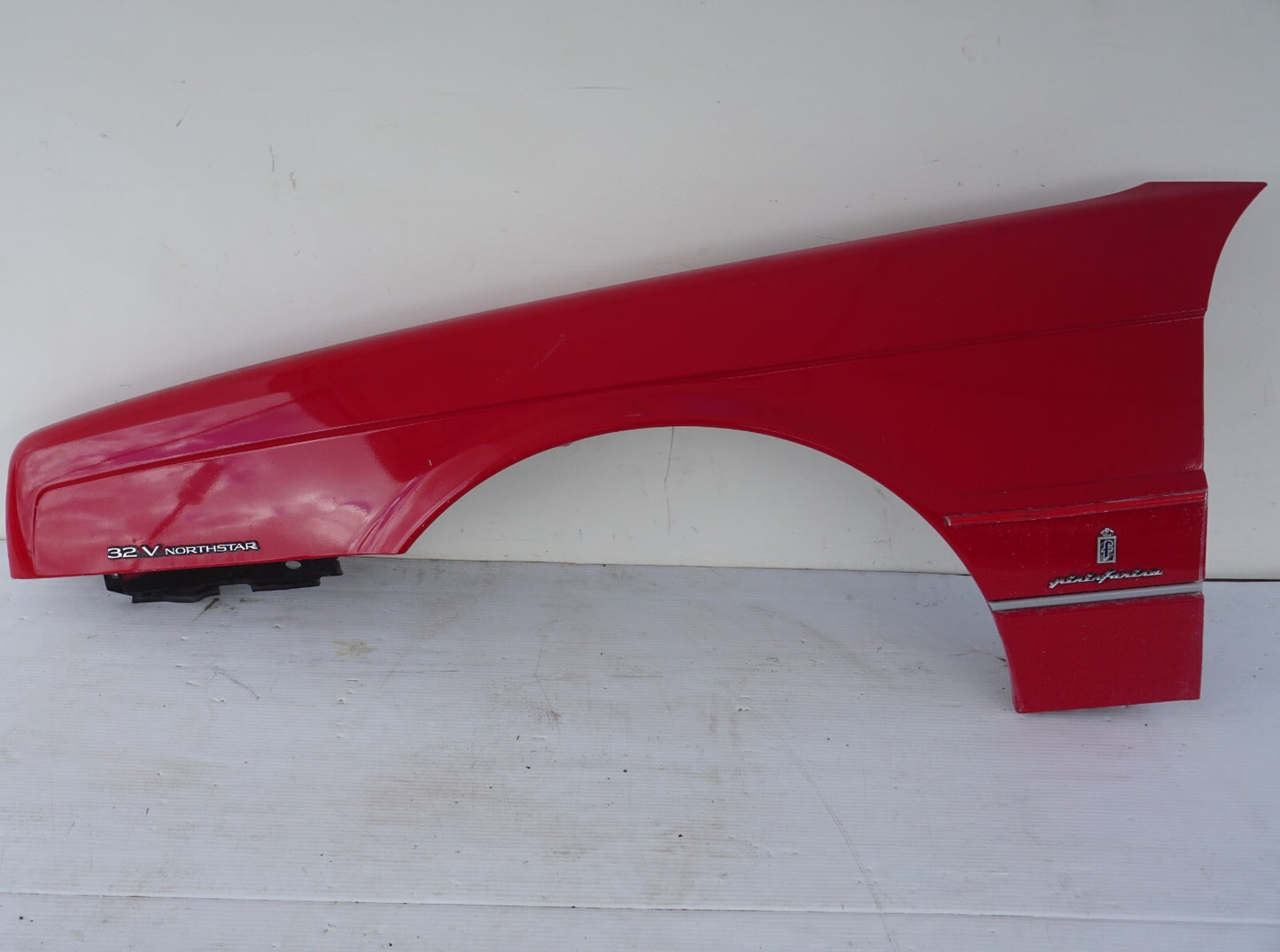 1987 - 1993 Cadillac Allante FRONT FENDER LEFT DRIVER SIDE OEM