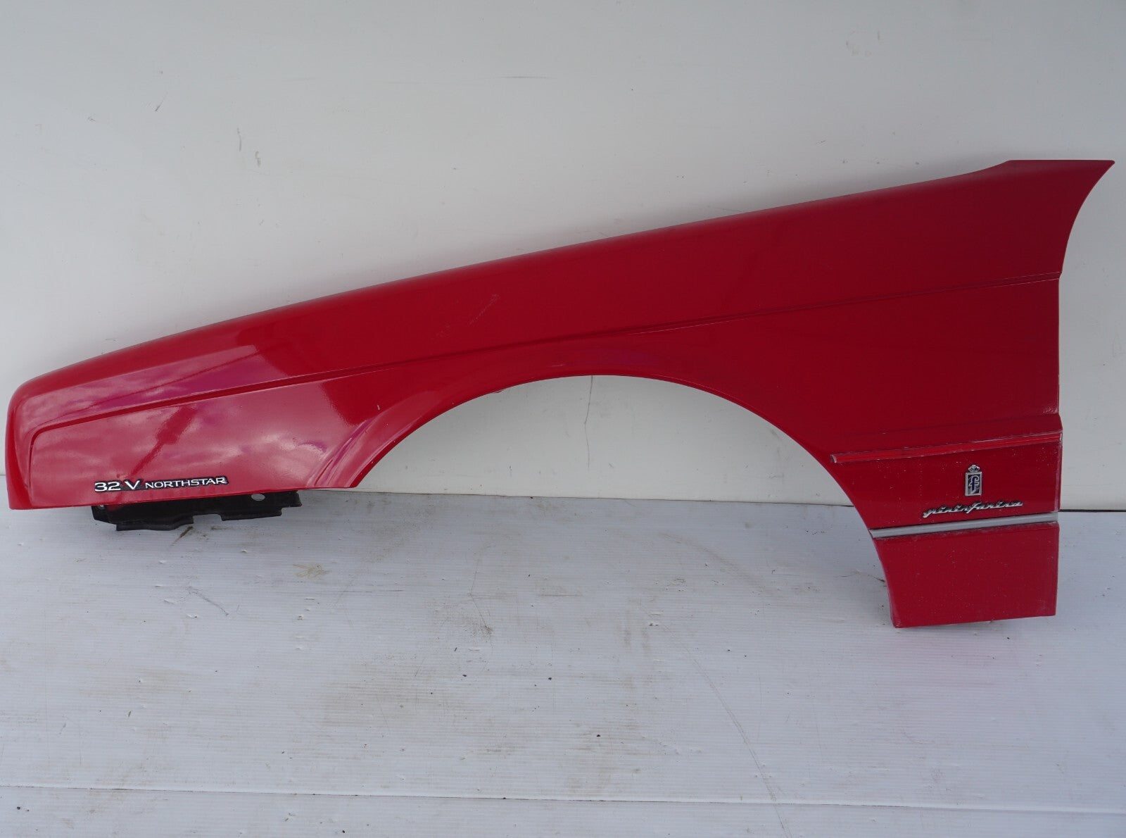 1987 - 1993 Cadillac Allante FRONT FENDER LEFT DRIVER SIDE OEM