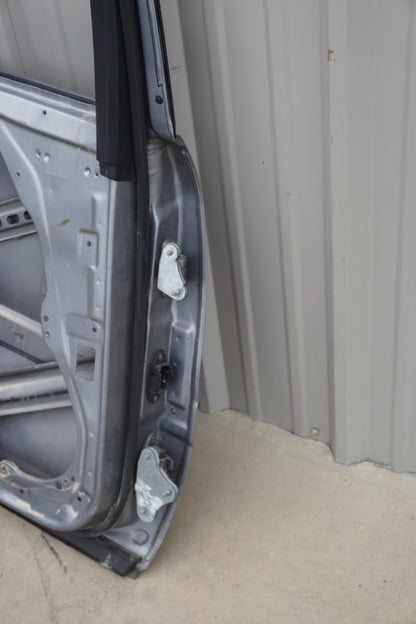 06 - 11 Mercedes W164 ML63 ML350 ML500 REAR LEFT DRIVER SIDE DOOR SHELL OEM