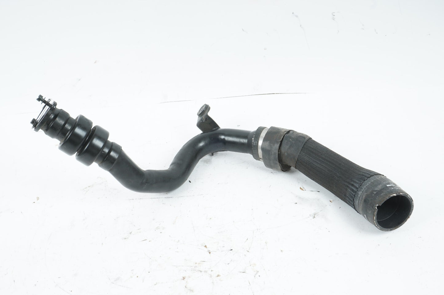 14 - 20 MASERATI QUATTROPORTE 3.0L RIGHT PASSENGE SIDE INTERCOOLER HOSE LINE OEM