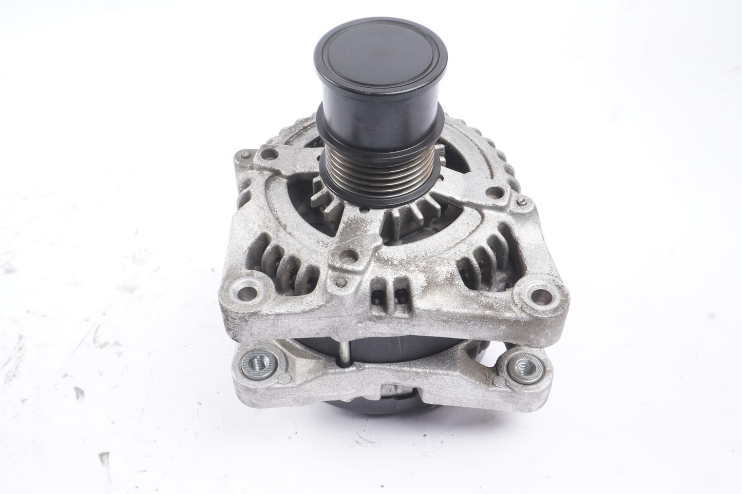 2015 - 2018 FORD FOCUS ALTERNATOR MOTOR OEM