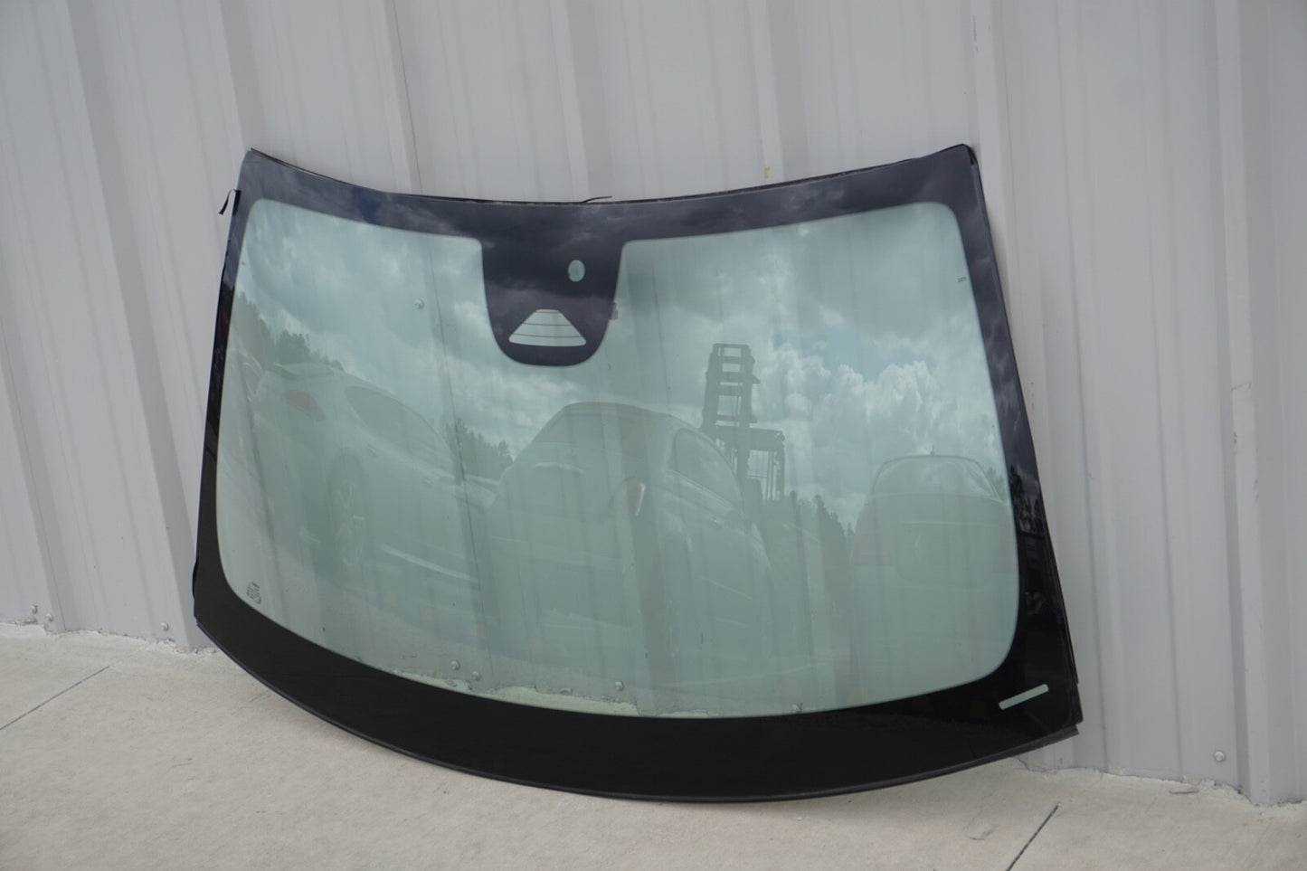 2021 - 2023 POLESTAR 2 WINDSHIELD GLASS