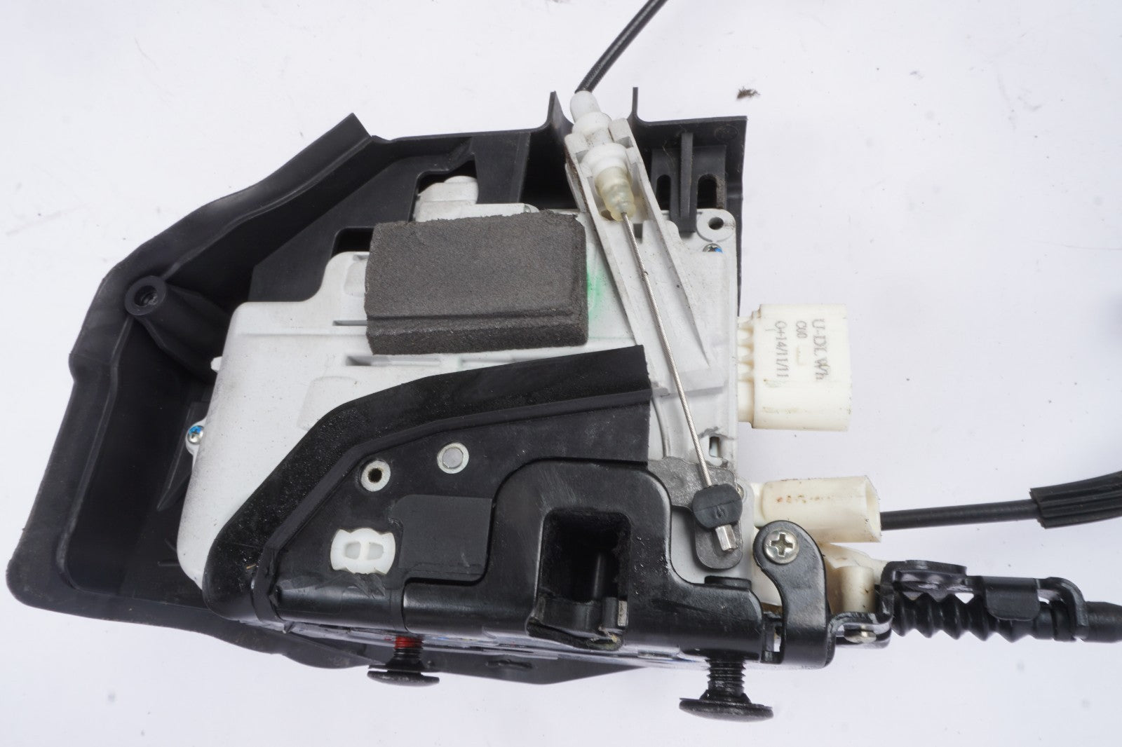 2011 - 2018 AUDI A8 QUATTRO FRONT LEFT DOOR LATCH LOCK ACTUATOR OEM