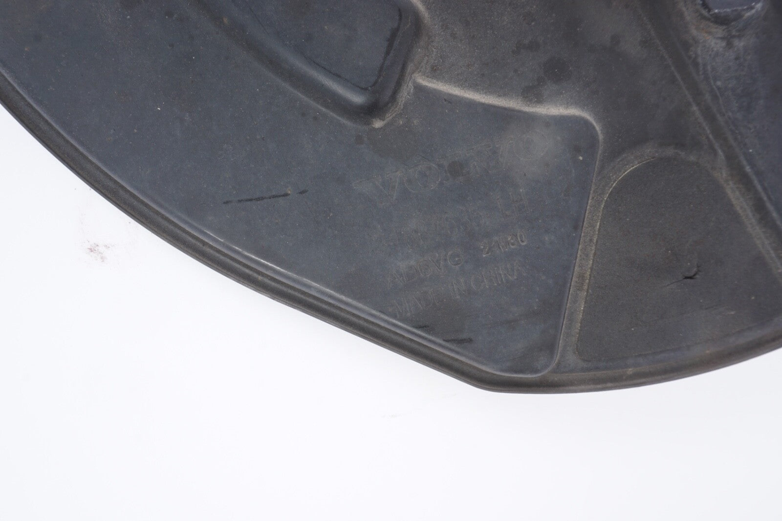 2021 - 2023 POLESTAR 2 FRONT LEFT DRIVER SIDE SPINDLE KNUCKLE HUB SHIELD