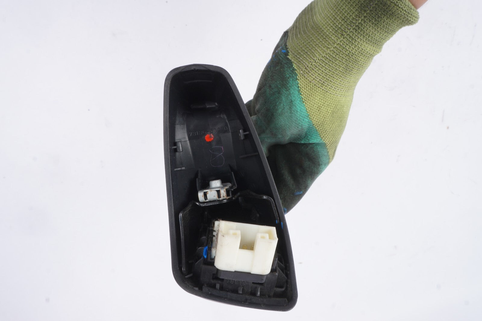 2010 - 2015 Lexus Is250 Is350 Convertible Left Front Seat Belt Control Switch