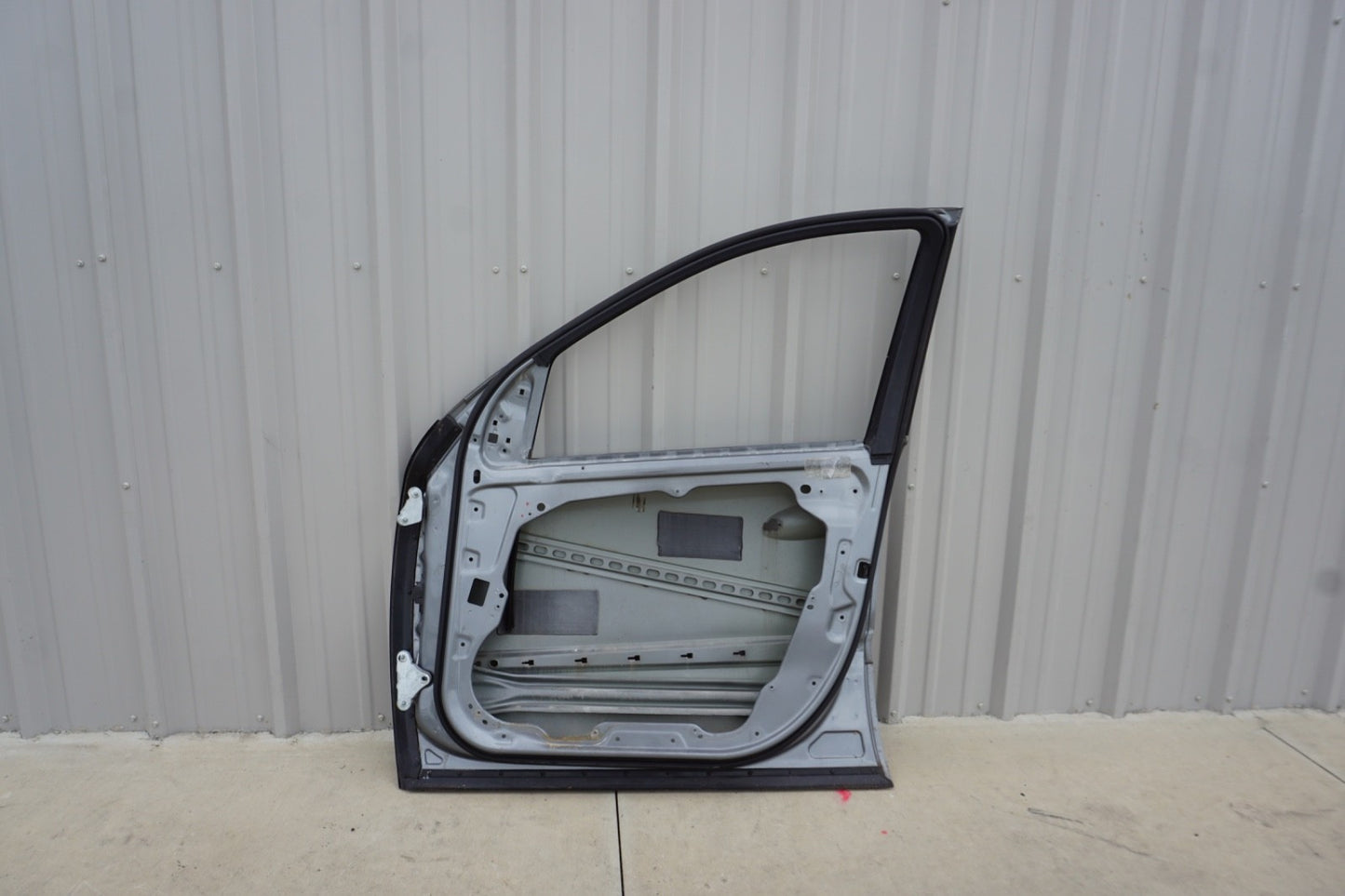 06-11 Mercedes W164 ML63 ML350 ML500 FRONT RIGHT PASSENGER SIDE DOOR SHELL OEM