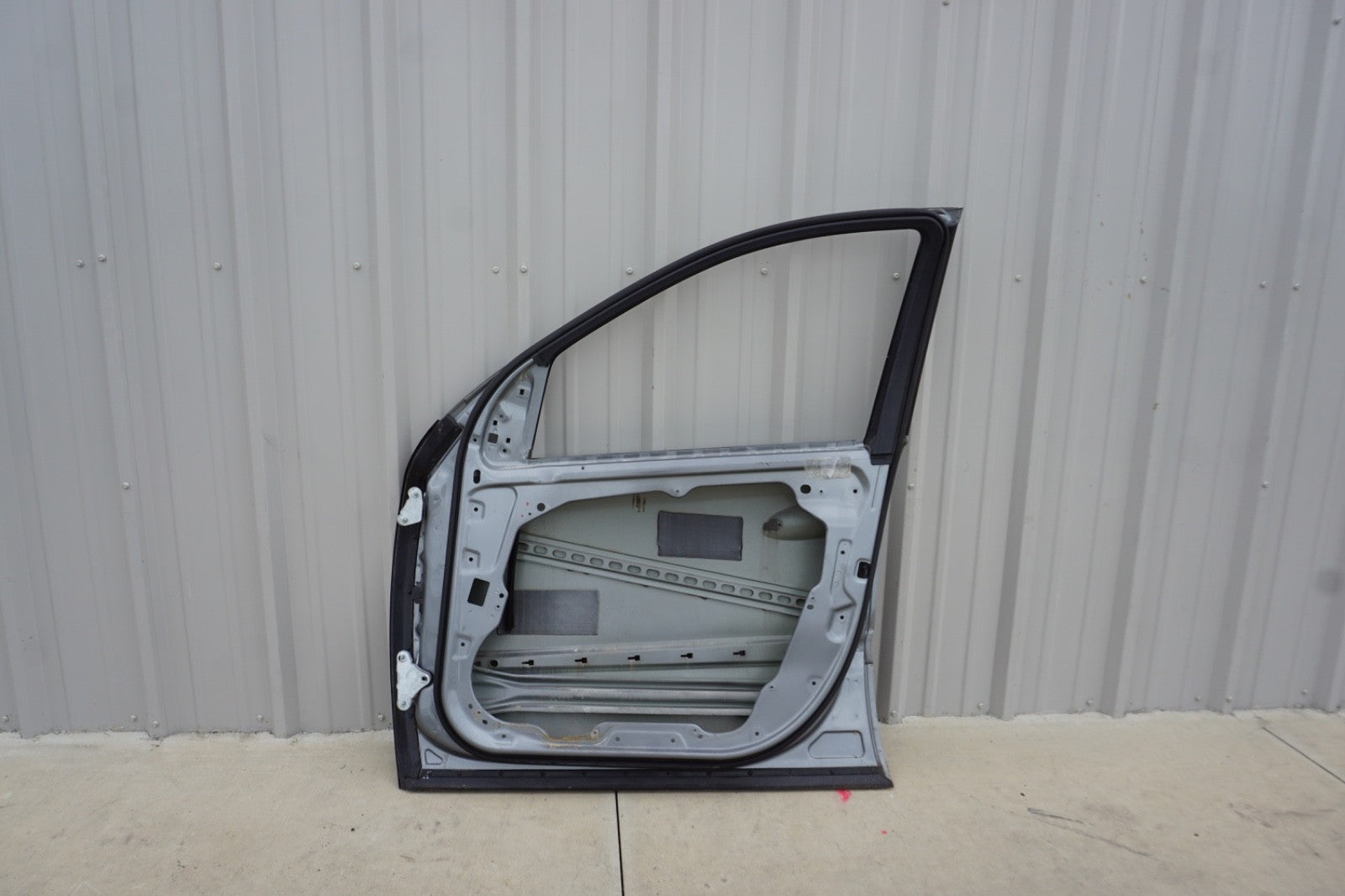 06-11 Mercedes W164 ML63 ML350 ML500 FRONT RIGHT PASSENGER SIDE DOOR SHELL OEM