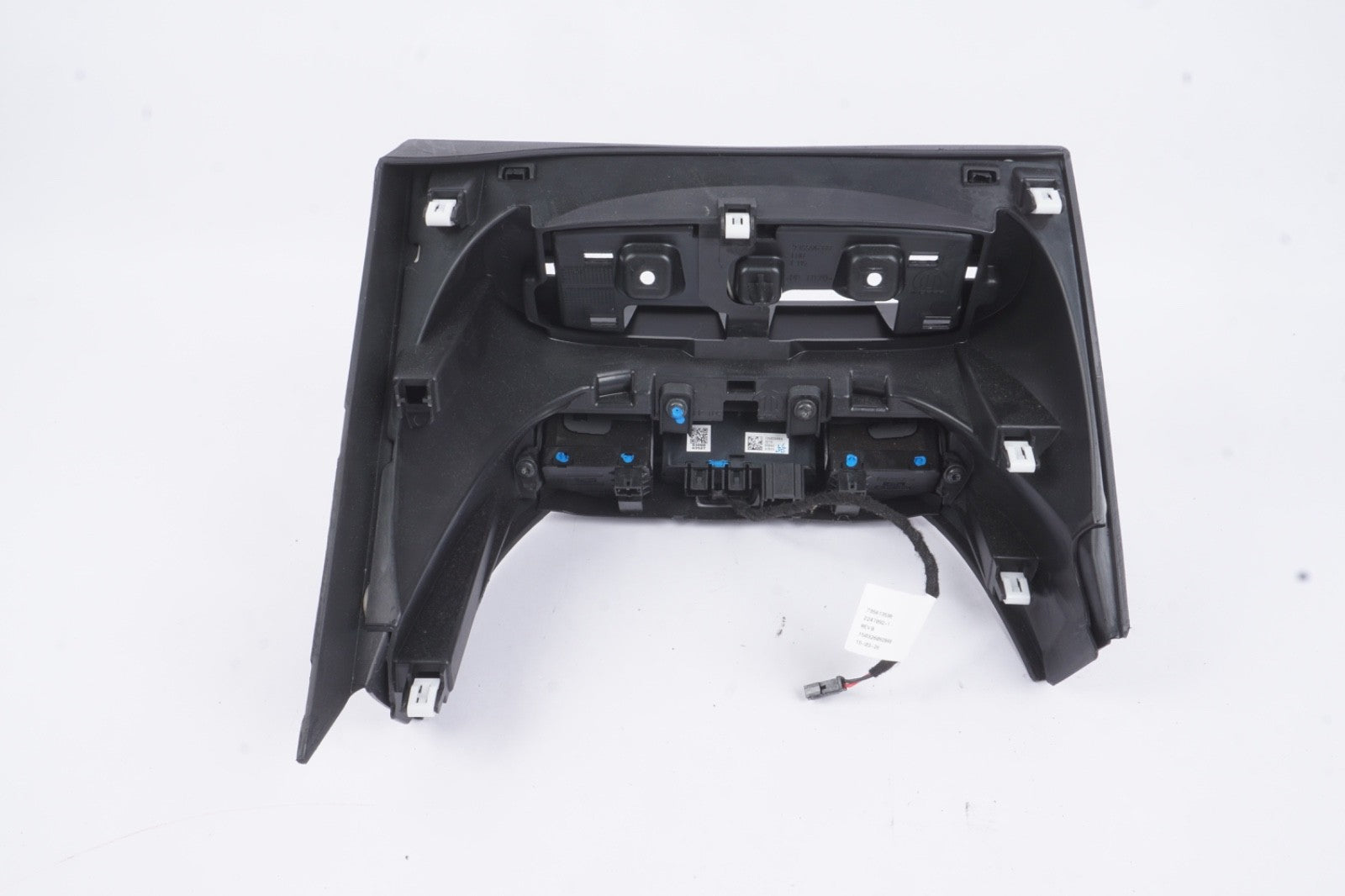 2016 - 2020 FIAT 500X Dash Center Lower Ac Air Vent Grille Trim Cover Bezel OEM