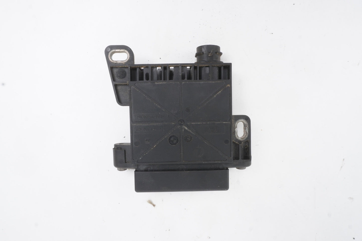 2009 - 2015 BMW F02 F04 550i 740i 750i Battery Power Distribution Module 9153418