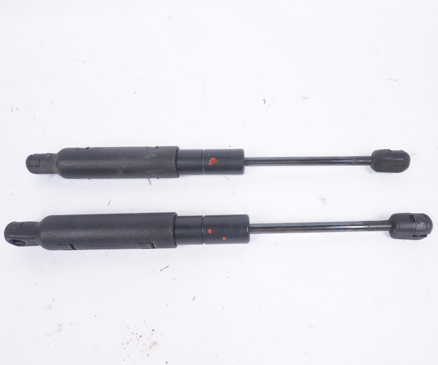 07-13 Mercedes W221 CL550 S550 CL600 AMG Front Hood Strut Set 2218800329 OEM