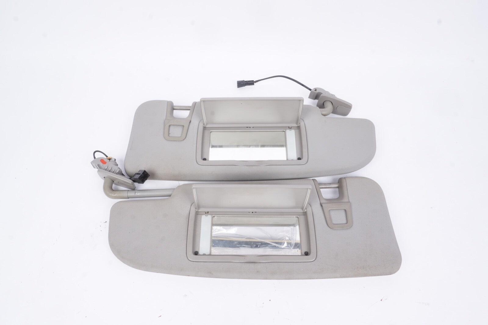 2017 - 2024 ALFA ROMEO GIULIA FRONT LEFT & RIGHT SIDE SUN VISOR SUNVISOR OEM SET