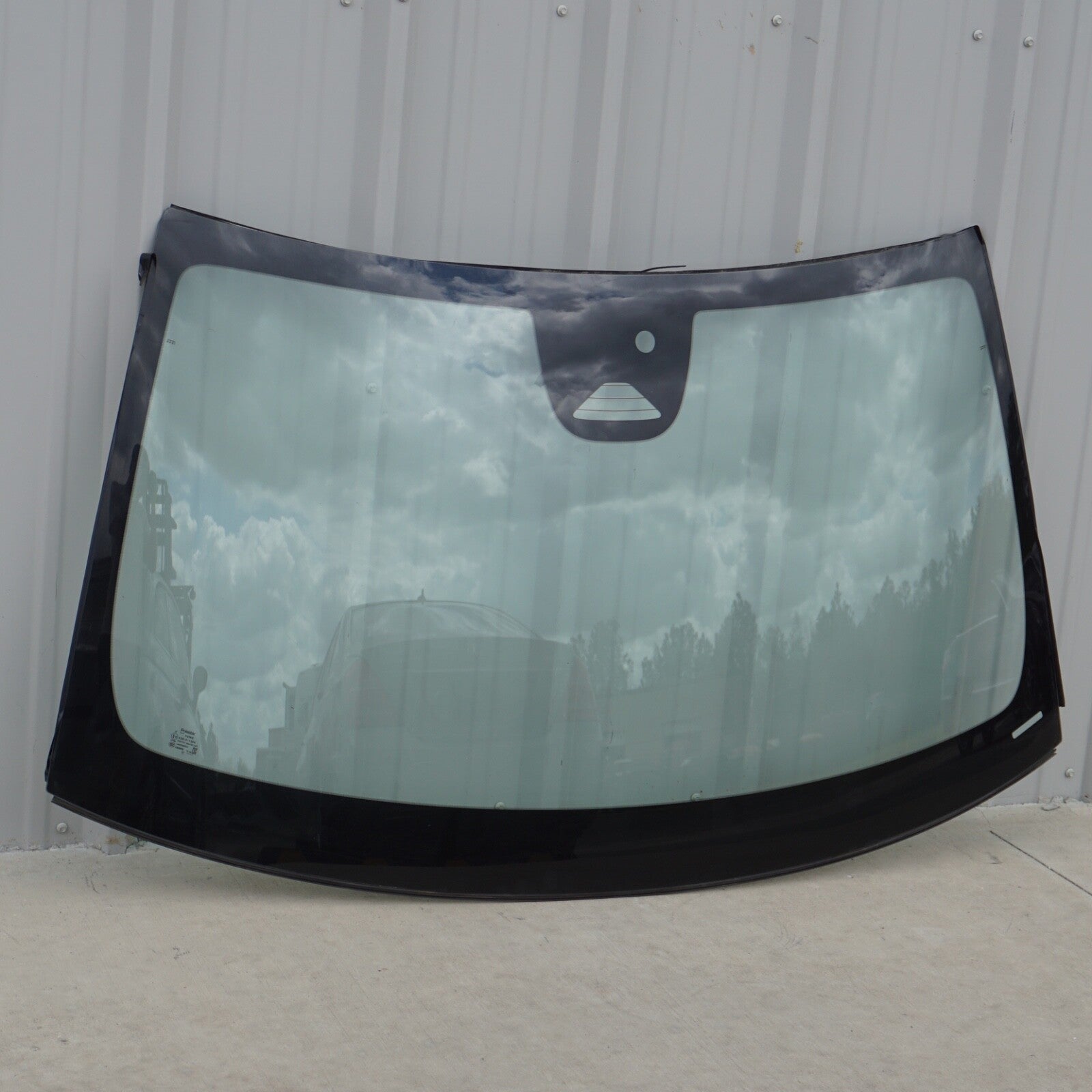 2021 - 2023 POLESTAR 2 WINDSHIELD GLASS