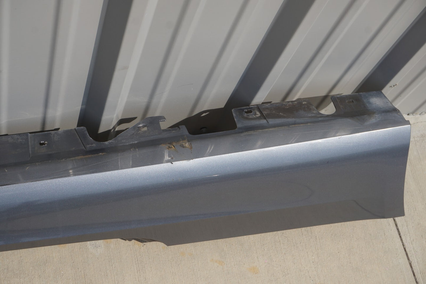 07 - 13 BMW 328i 335i Convertible Coupe Right Rocker Panel Skirt Molding OEM