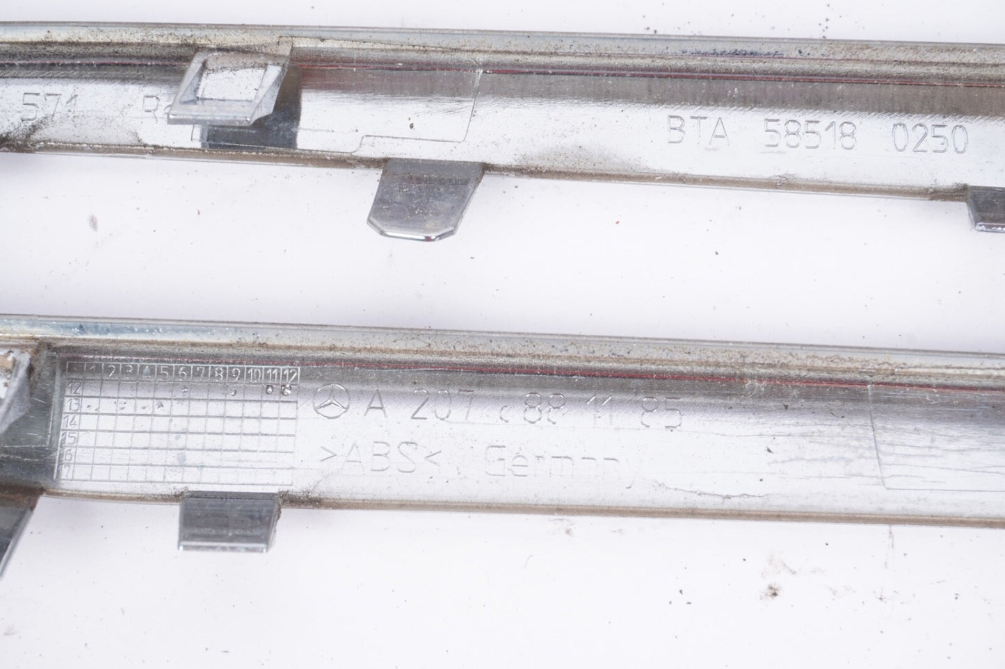 2014 - 2017 Mercedes E350 Coupe Front Grille Left Right Molding - PAIR