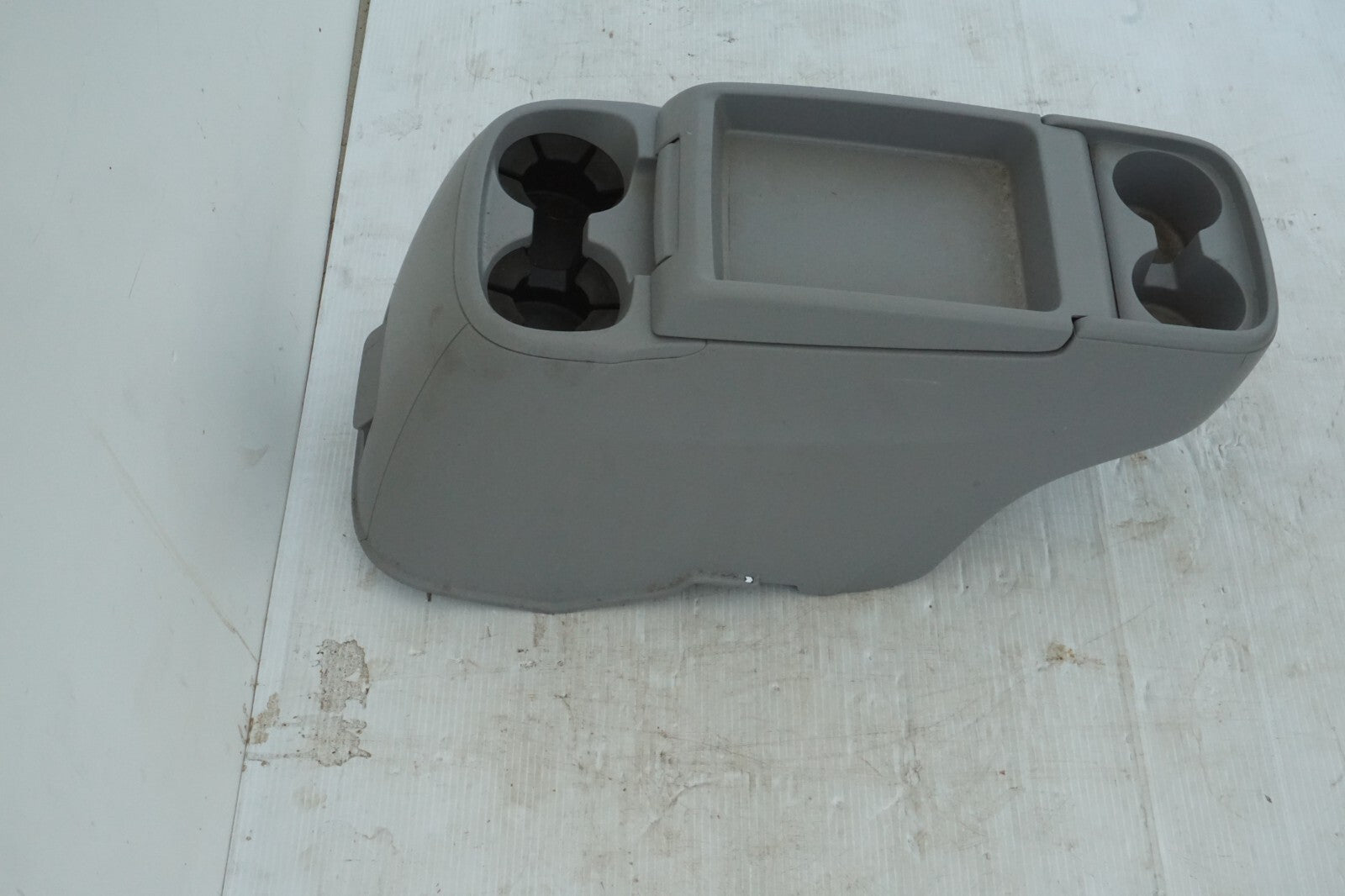 2014 - 2017 HONDA ODYSSEY FRONT CENTER CUPHOLDER ARMREST CONSOLE OEM