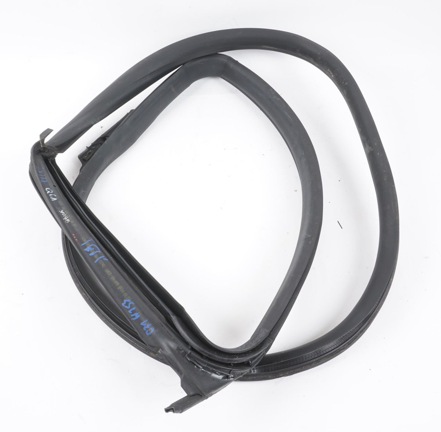 2014-2019 MASERATI GHIBLI REAR LEFT DRIVER SIDE DOOR WEATHERSTRIP SEAL OEM
