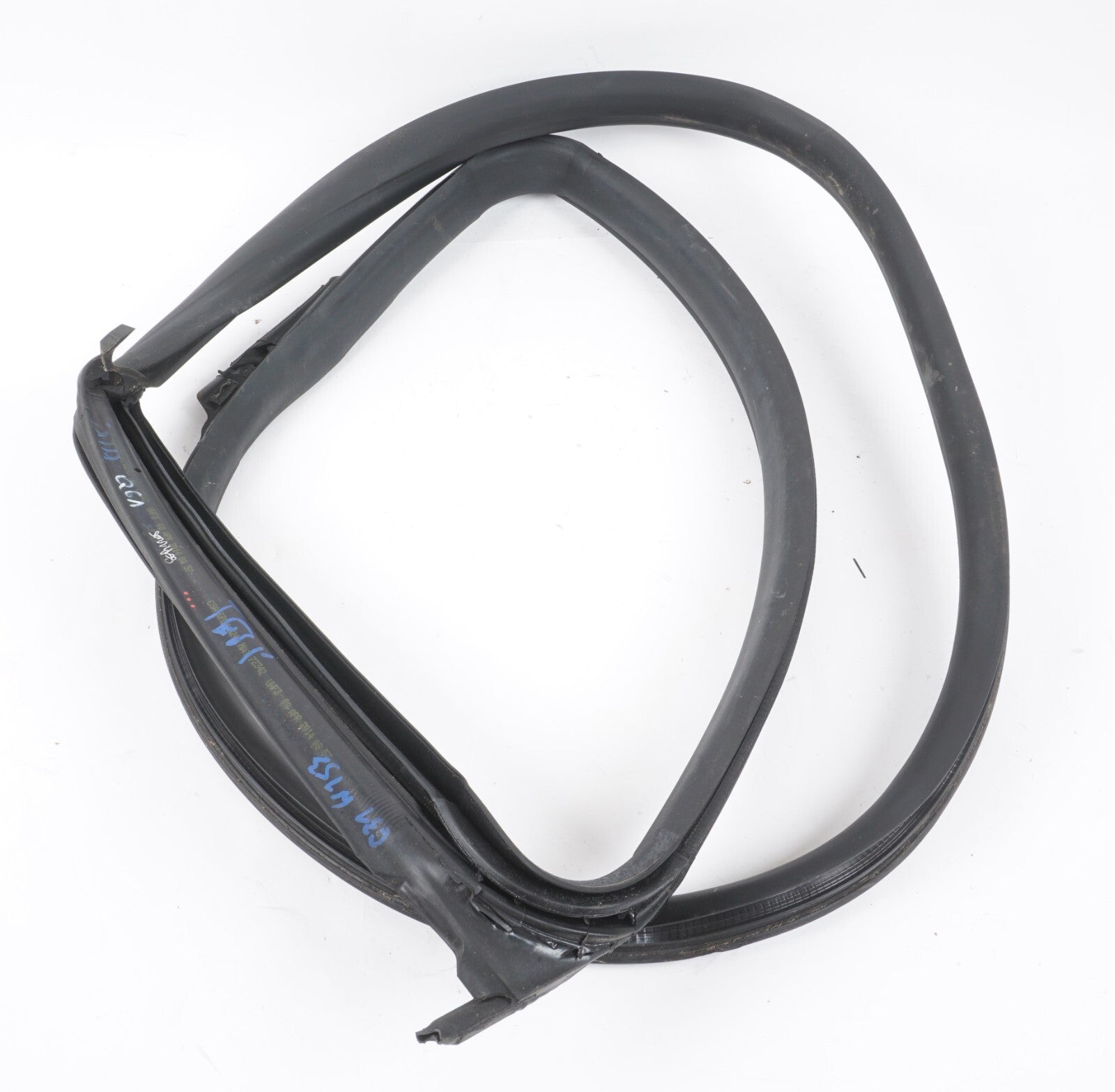 2014-2019 MASERATI GHIBLI REAR LEFT DRIVER SIDE DOOR WEATHERSTRIP SEAL OEM