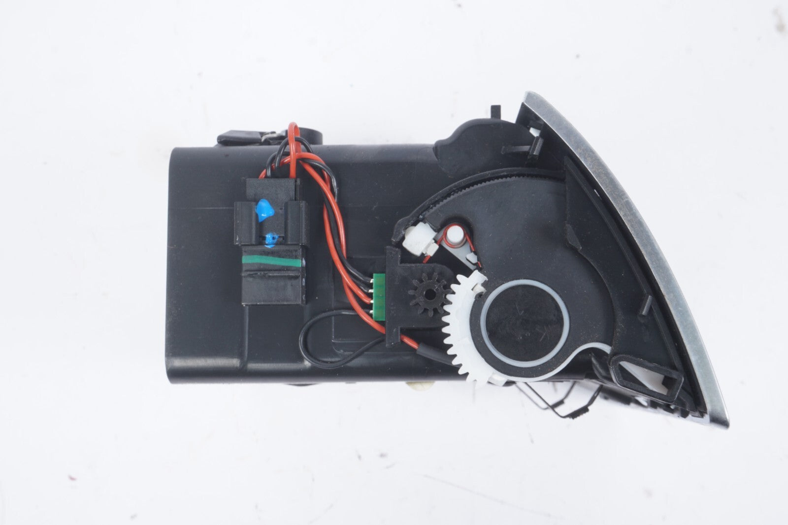 2004  - 2010 Audi A8 A8L Dash Center Ac Heater Air Vent Left Driver Side OEM