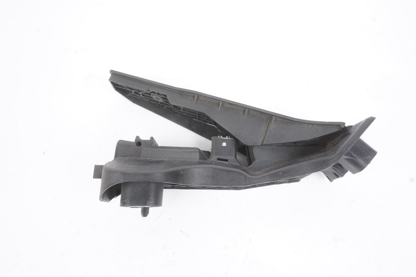 12-22 Volkswagen Passat Accelerator Gas Pedal Assembly 1K1723503AR OEM