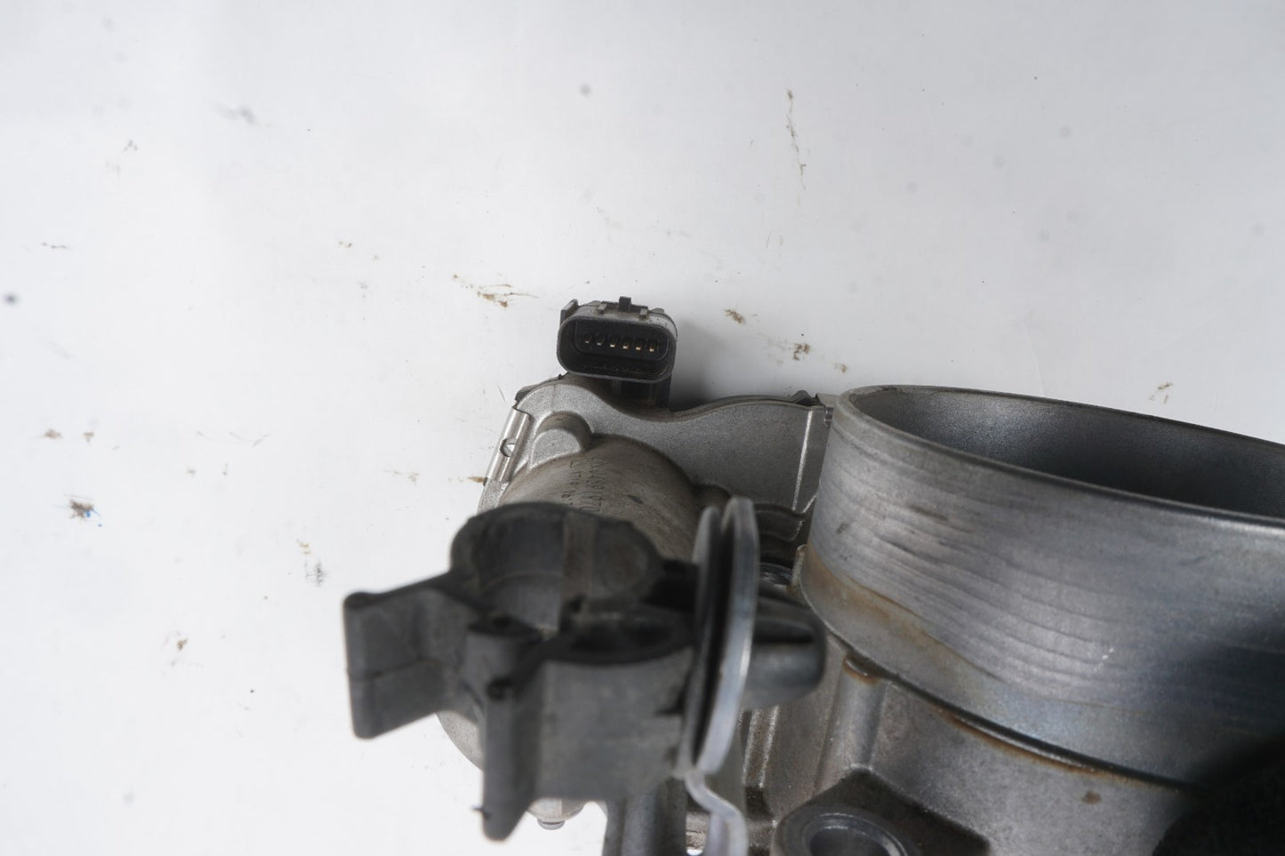 2015-2021 Jeep Cherokee Compass Renegade 2.4l Throttle Body OEM