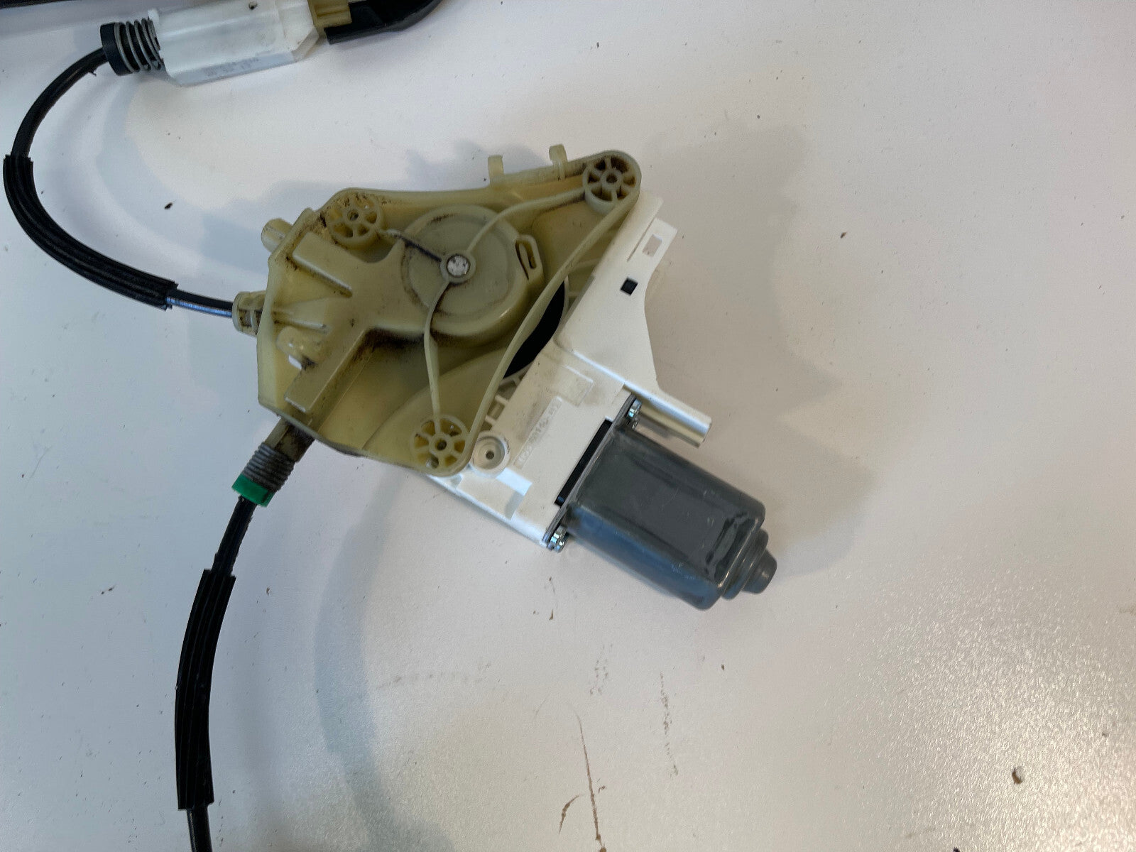 2012-2015 AUDI A7 S7 REAR LEFT DRIVER SIDE DOOR WINDOW REGULATOR W/ MOTOR OEM