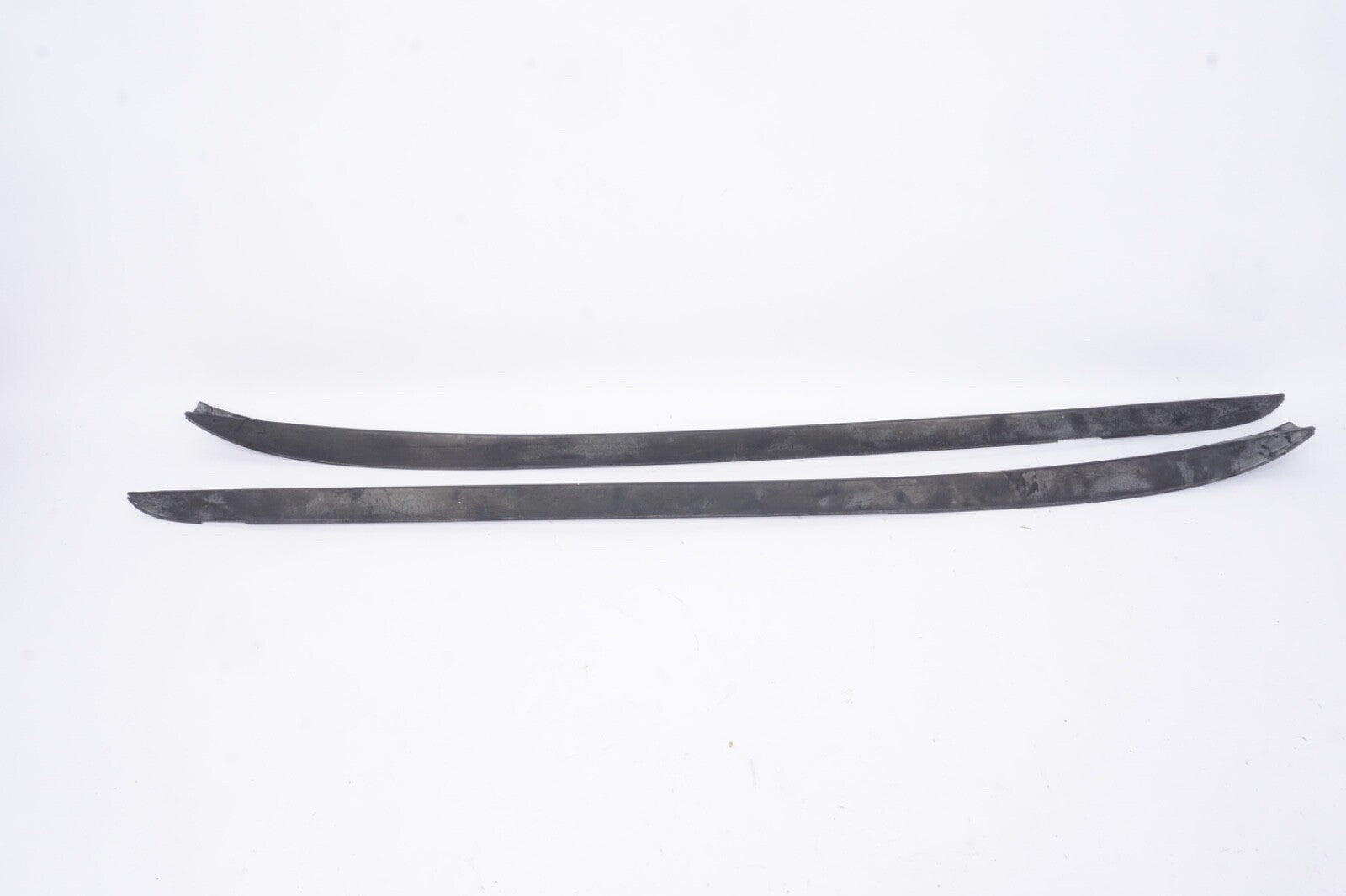 2012-2018 FORD FOCUS SE FRONT LEFT RIGHT SIDE WINDSHIELD MOLDING TRIM OEM