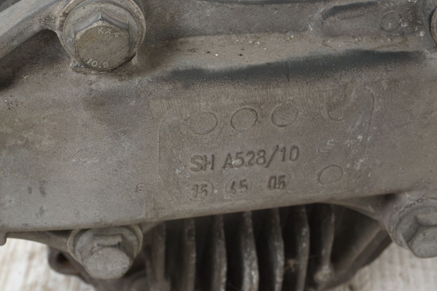 14-17 Mercedes S550e W222 3.0L Rear Differential Carrier OEM