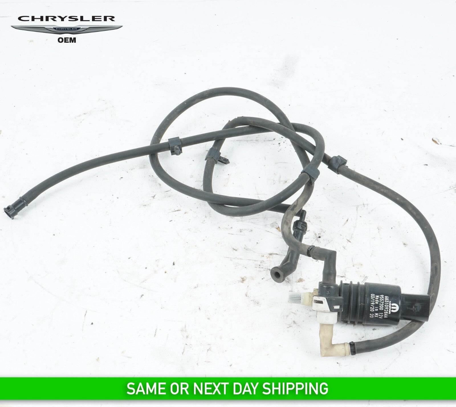 17-20 CHRYSLER PACIFICA WINDSHIELD WASHER PUMP 68310928AA OEM