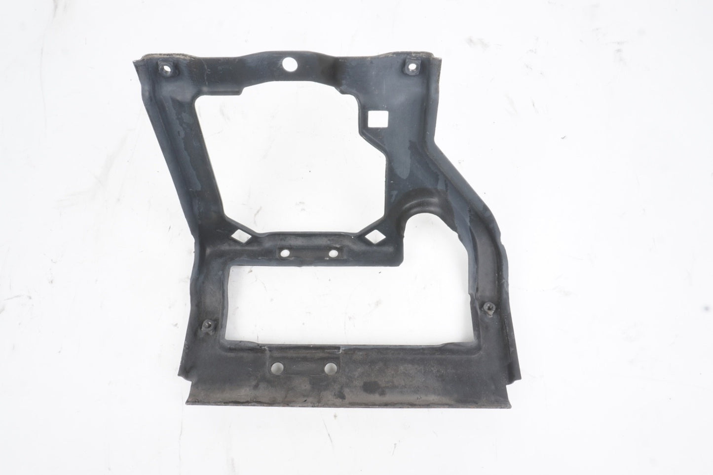 2007-2013 Mercedes W221 S550 Upper Radiator Support Frame Carrier Bracket OEM