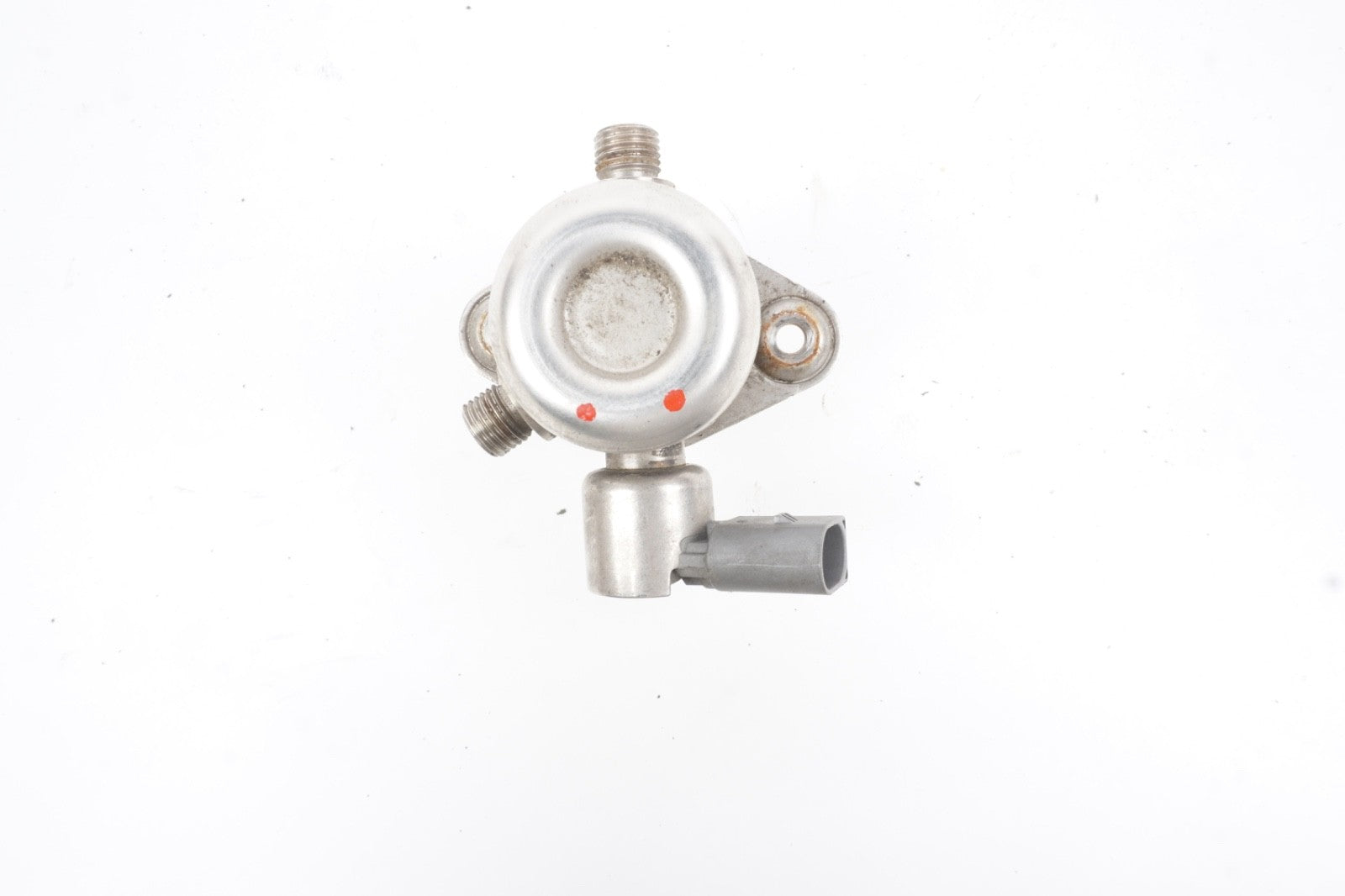 2009 - 2016 BMW 550i 650i 750i X5 X6 N63 High Pressure Fuel Pump OEM