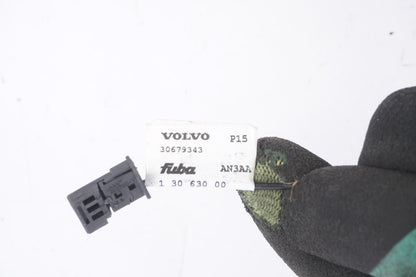 2006 - 2013 VOLVO C70 REAR BUMPER MOUNT BRACKET 09466909 OEM