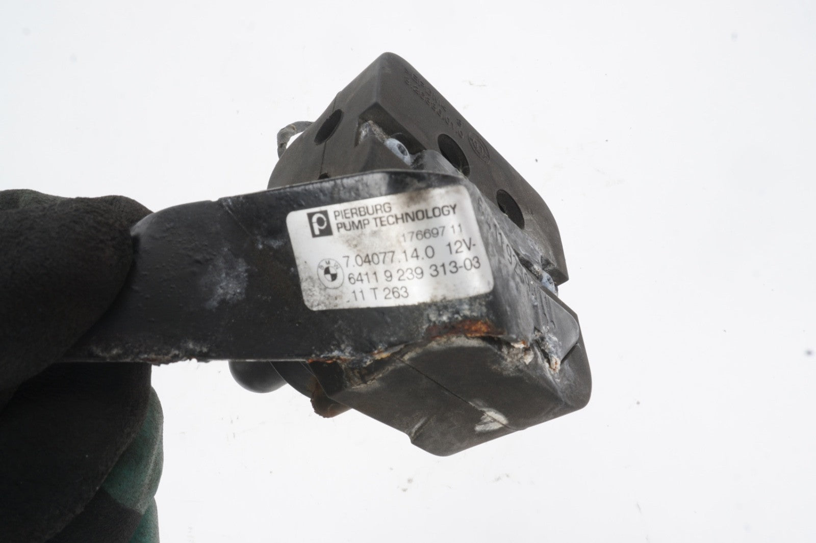 BMW F01 F06 F10 F12 550 650 750 N63 Auxiliary Electric Coolant Water Pump OEM