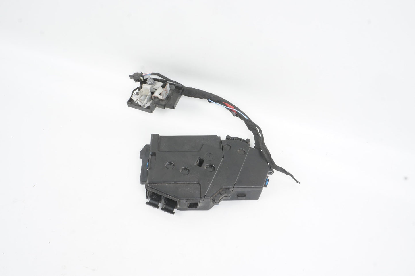 2022 - 2025 Mercedes-Benz EQA EQB Fuse Box Control Module Relay Box OEM