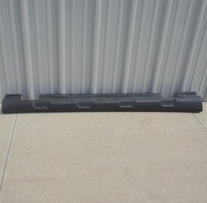 2015-2020 MERCEDES GLA250 X156 RIGHT PASSENGER SKIRT ROCKER PANEL MOLDING OEM